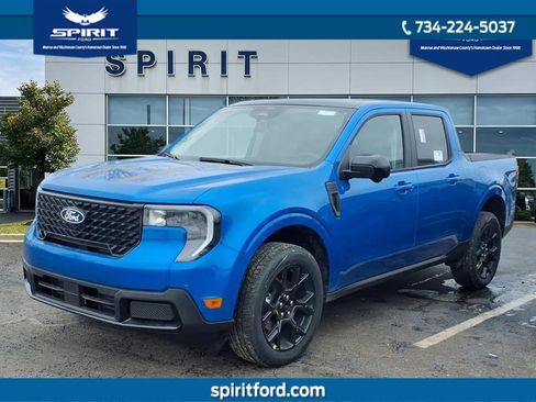 New 2026 Ford Maverick Lariat w/ Black Appearance Package image 1