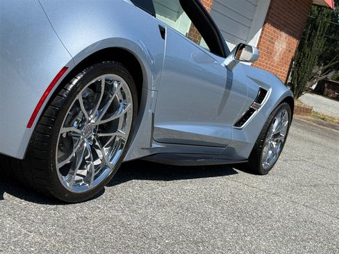 Used 2017 Chevrolet Corvette Grand Sport RWD image 42