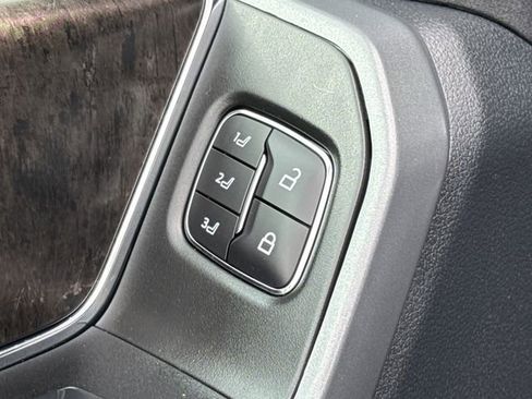 Used 2024 Ford F250 Lariat AWD/4WD image 21