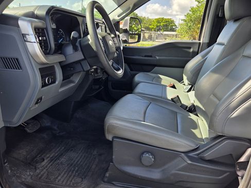 Used 2025 Ford F250 XL w/ FX4 Off-Road Package AWD/4WD image 9