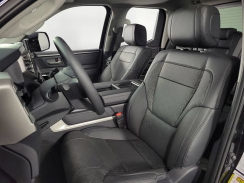 Used 2022 Toyota Tundra Limited AWD/4WD image 14