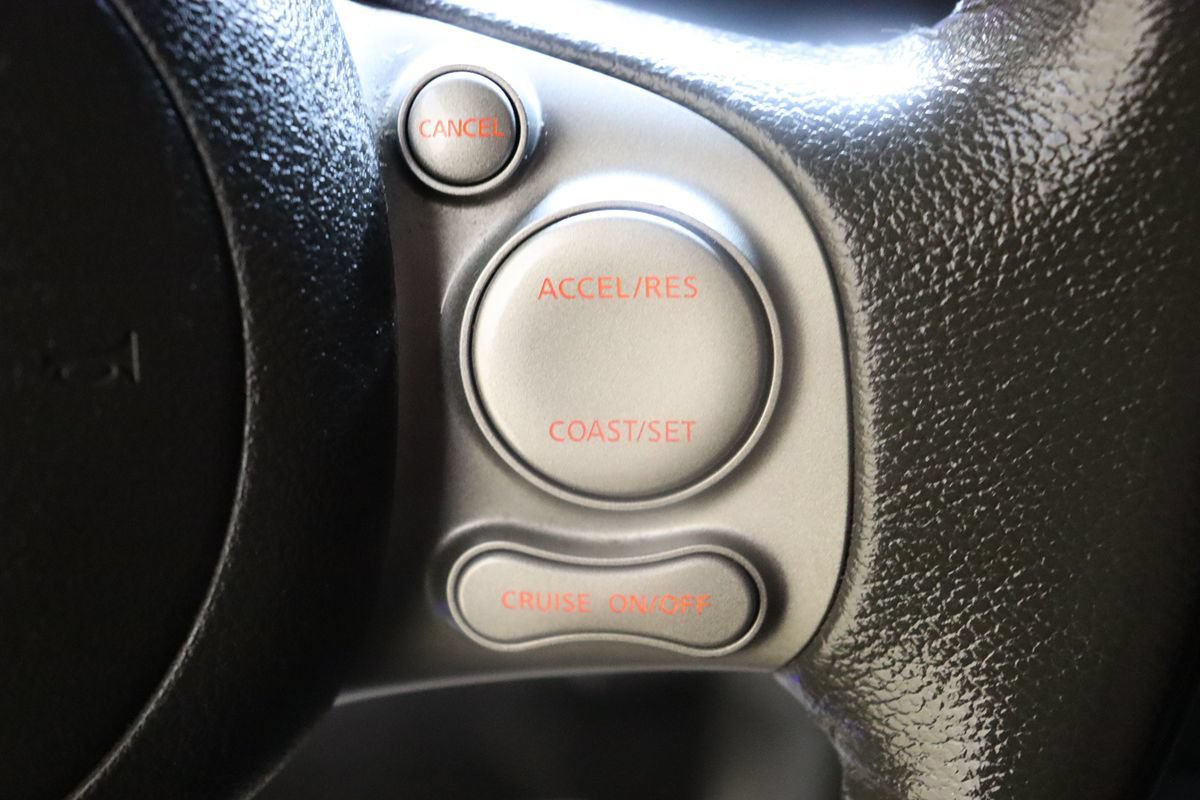Used 2013 Nissan Cube 1.8 SL w/ SL Preferred Pkg FWD image 37