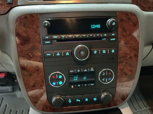 Used 2007 Chevrolet Avalanche LTZ w/ LTZ Preferred Equipment Group image 18