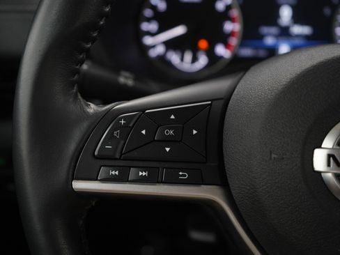 Used 2021 Nissan Sentra SV FWD image 22