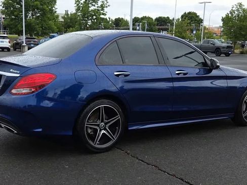 Used 2017 Mercedes-Benz C 300 4MATIC Sedan image 8