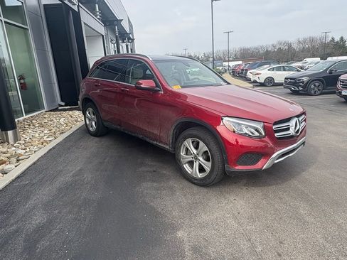 Certified 2018 Mercedes-Benz GLC 300 4MATIC image 3