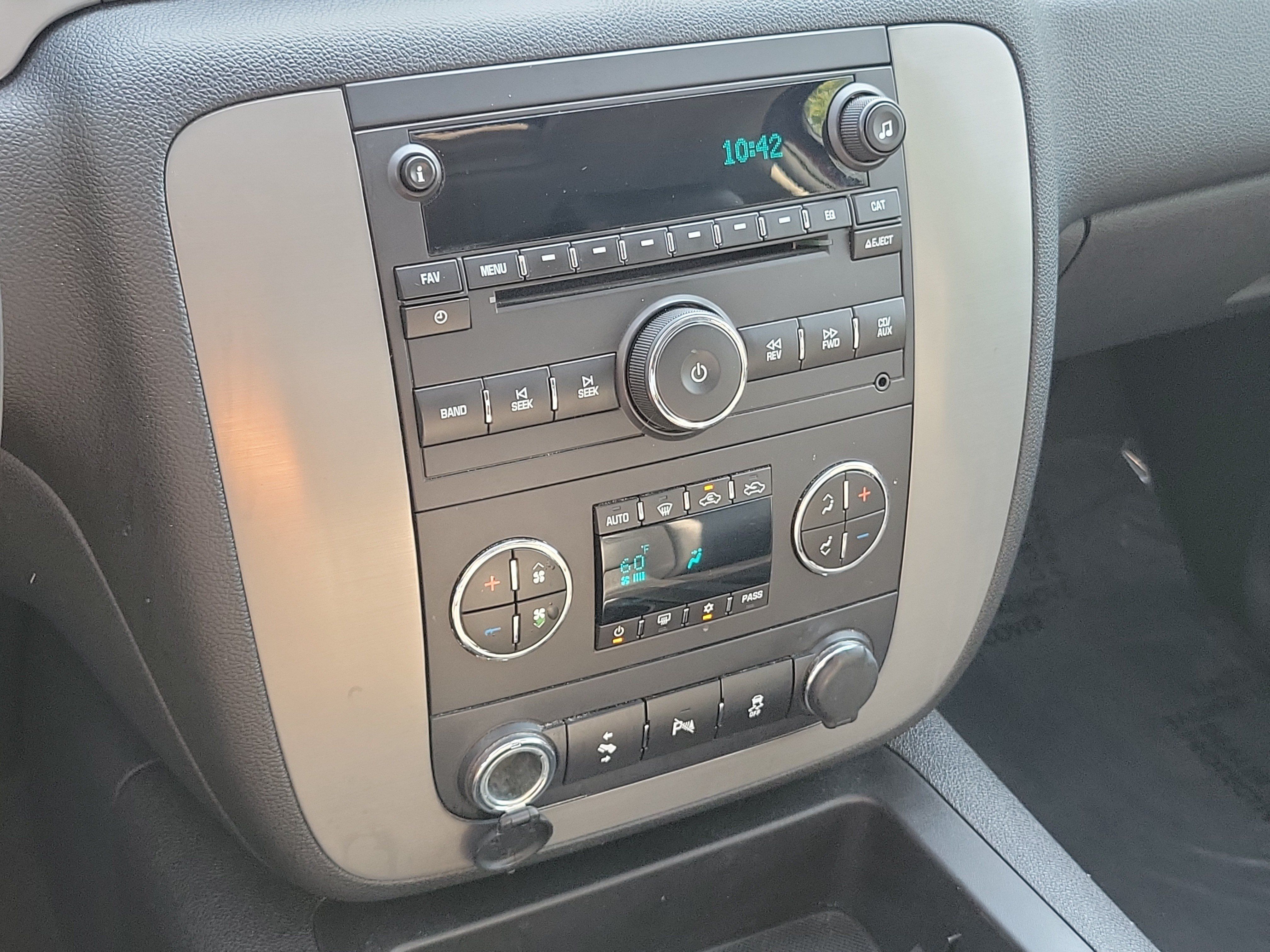 Used 2012 Chevrolet Silverado 1500 LTZ w/ LTZ Plus Package AWD/4WD image 27