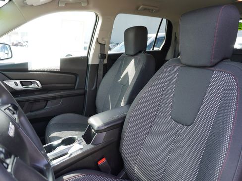 Used 2017 GMC Terrain SLE image 20