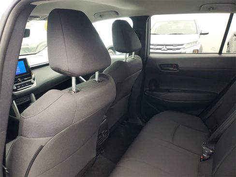 Used 2024 Toyota Corolla Cross LE image 13