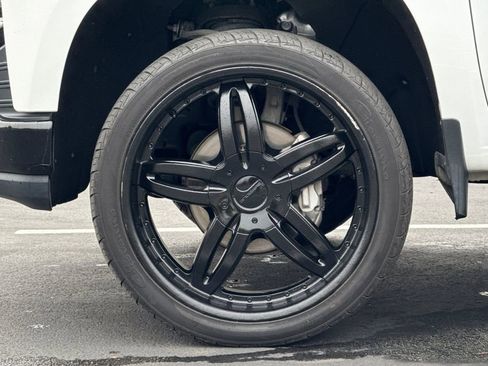 Used 2019 Chevrolet Silverado 1500 Custom Trail Boss w/ Custom Convenience Package image 15