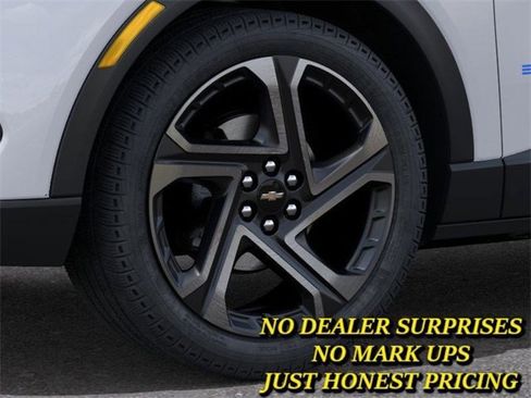 New 2026 Chevrolet Equinox EV LT w/ Convenience Package II image 9