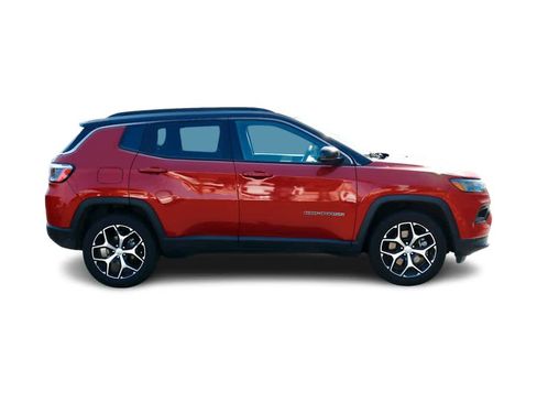 Used 2024 Jeep Compass Limited AWD/4WD image 4