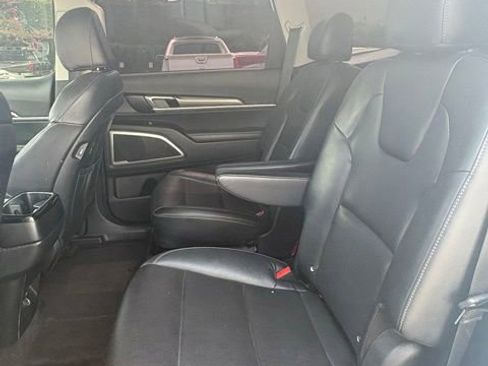 Certified 2022 Kia Telluride S FWD image 10