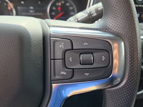 Used 2025 Chevrolet Blazer LT image 25