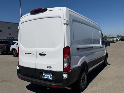 New 2026 Ford Transit 250 148 Medium Roof w/ Load Area Protection Package RWD image 6