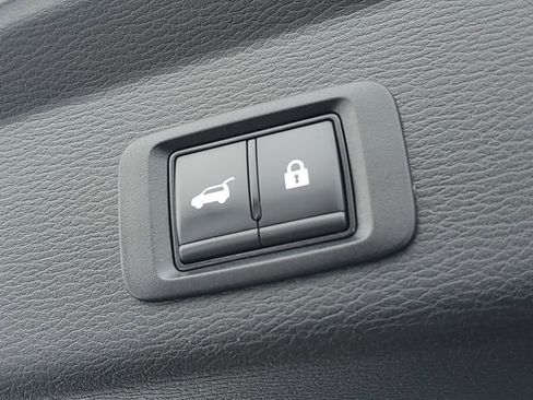 Used 2024 Mitsubishi Outlander SE image 33