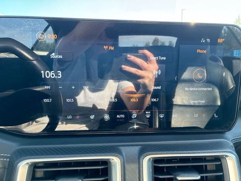 Used 2025 Ford Mustang Premium RWD image 13