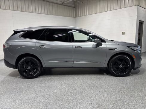 Used 2023 Buick Enclave Essence w/ Experience Buick Package AWD/4WD image 8