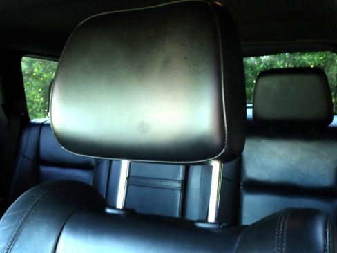 Used 2021 Jeep Grand Cherokee Limited image 28