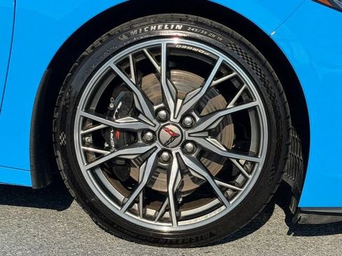 Certified 2024 Chevrolet Corvette Stingray Premium Cpe w/ Z51 Performance Package RWD image 19