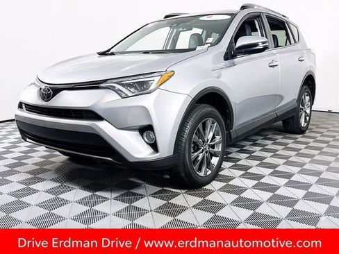 Certified 2018 Toyota RAV4 Limited image 3