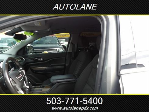 Used 2019 GMC Acadia SLE image 5