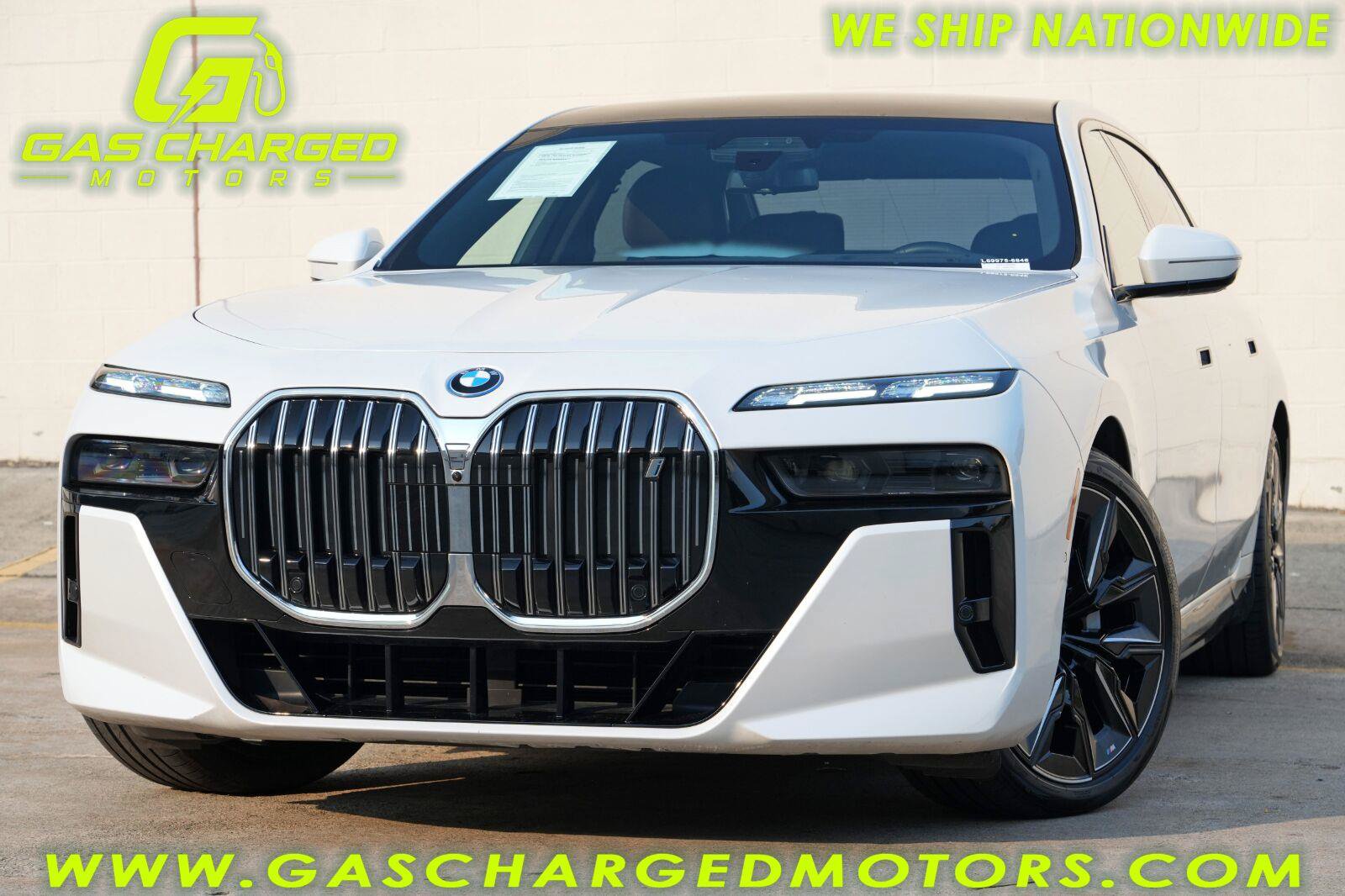 Used 2023 BMW i7 xDrive60 w/ Executive Package 2 AWD/4WD image 1
