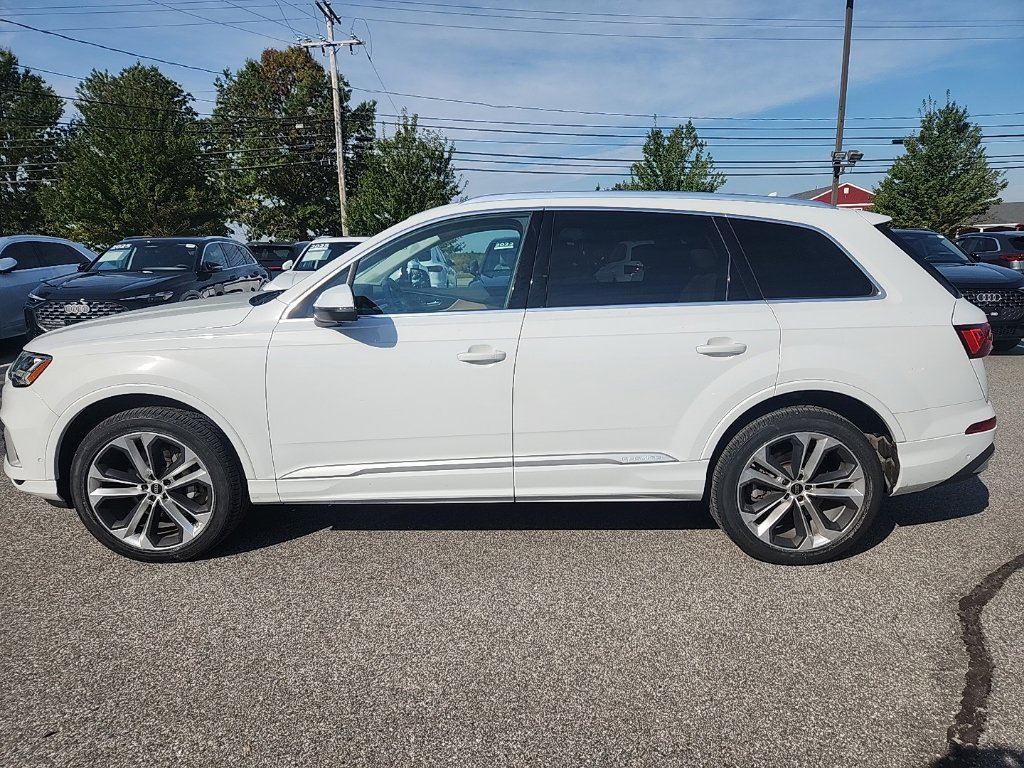 Used 2023 Audi Q7 3.0T Premium Plus w/ Premium Plus Package AWD/4WD image 8