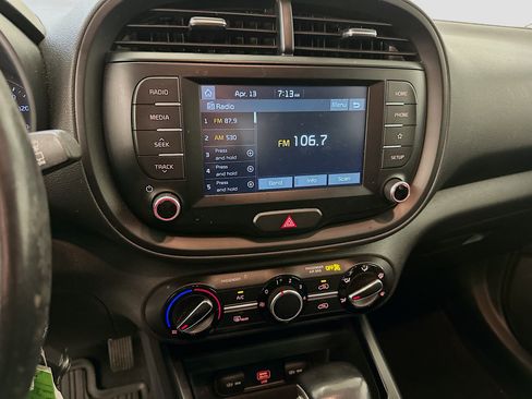 Used 2020 Kia Soul GT-Line image 25