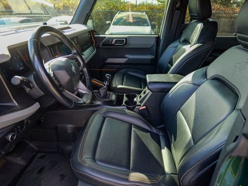 Used 2022 Ford Bronco Badlands w/ Sasquatch Package AWD/4WD image 21