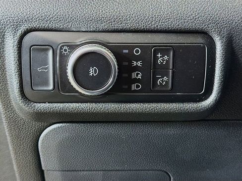 Used 2023 Ford Explorer ST-Line image 32