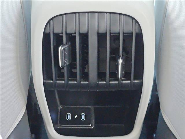 Used 2025 Hyundai Kona SEL FWD image 15