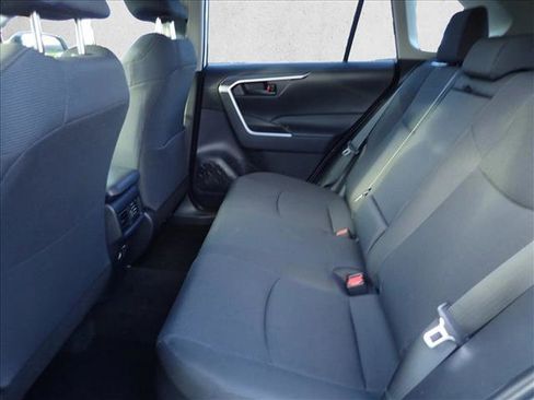 Used 2025 Toyota RAV4 LE AWD/4WD image 9