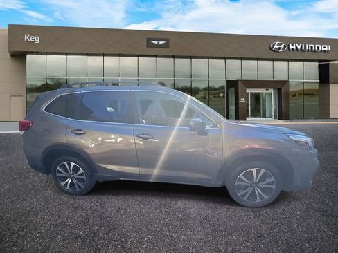 Used 2020 Subaru Forester Limited image 5