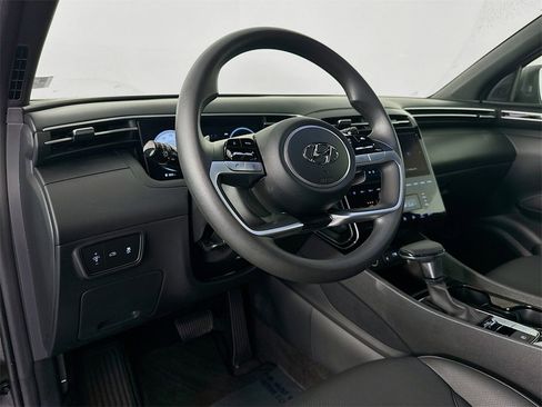 Used 2024 Hyundai Santa Cruz Night image 9