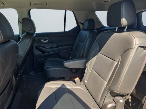 Used 2019 Chevrolet Traverse LT AWD/4WD image 14