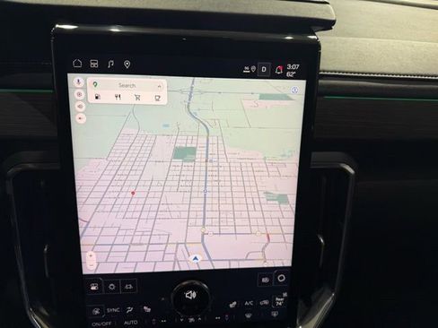 Used 2025 GMC Acadia Denali w/ Super Cruise Package image 2