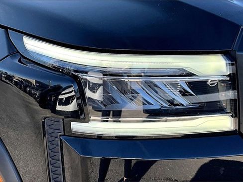 Certified 2024 Nissan Frontier PRO-4X w/ Off-Road Protection Package image 30