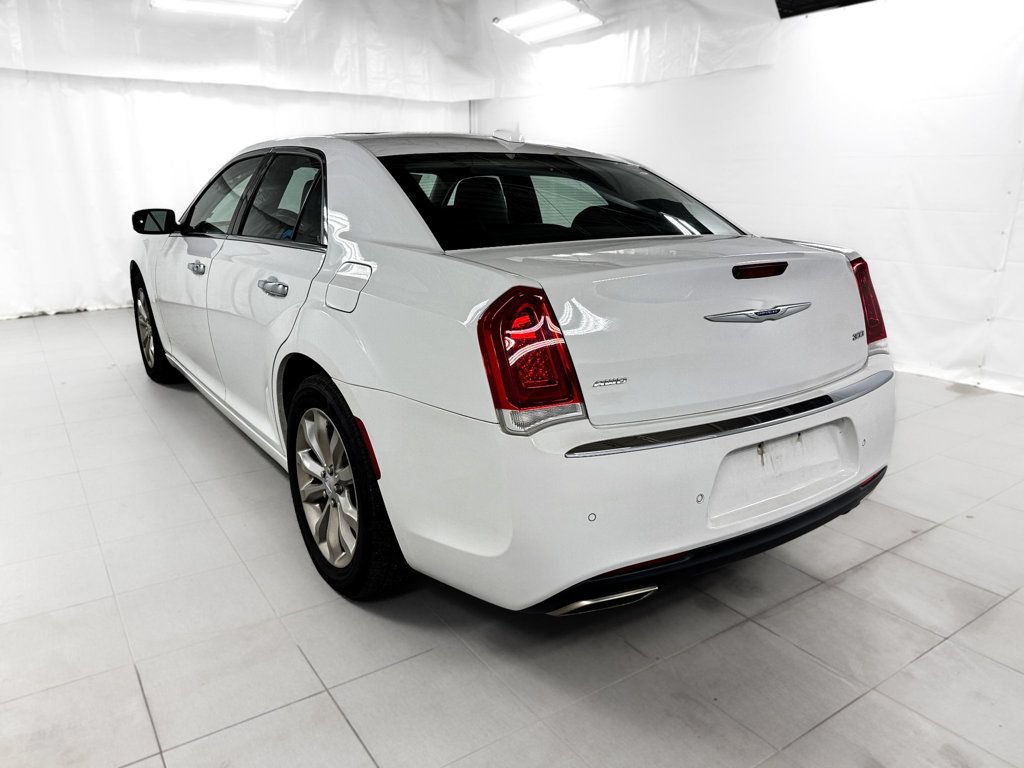 Used 2019 Chrysler 300 Limited w/ Safetytec Plus Group AWD/4WD image 4
