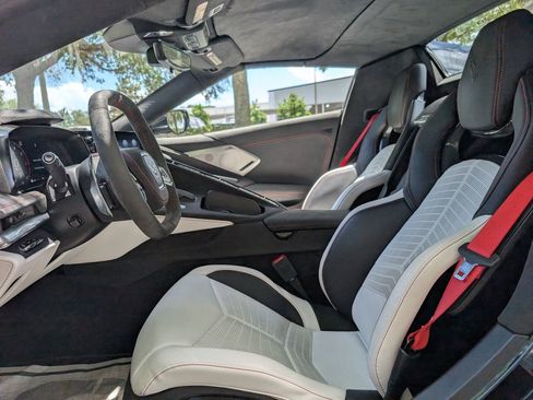 Used 2023 Chevrolet Corvette Stingray Premium Conv RWD image 15