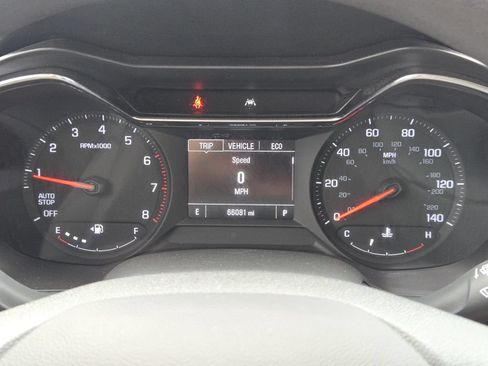 Used 2023 Chevrolet TrailBlazer LT FWD image 17