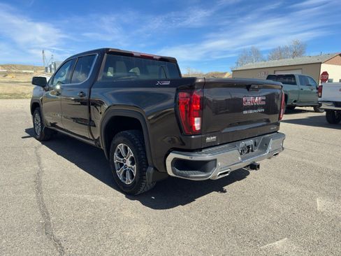 Used 2020 GMC Sierra 1500 SLE w/ SLE Value Package image 5