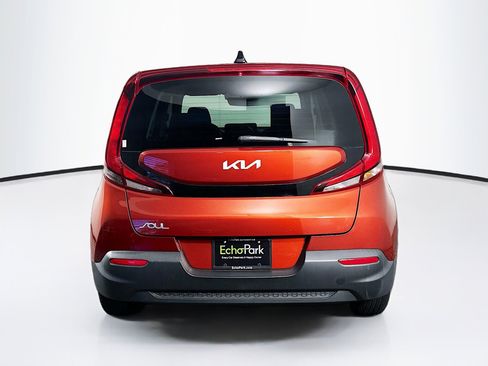 Used 2022 Kia Soul LX w/ Technology Package FWD image 7