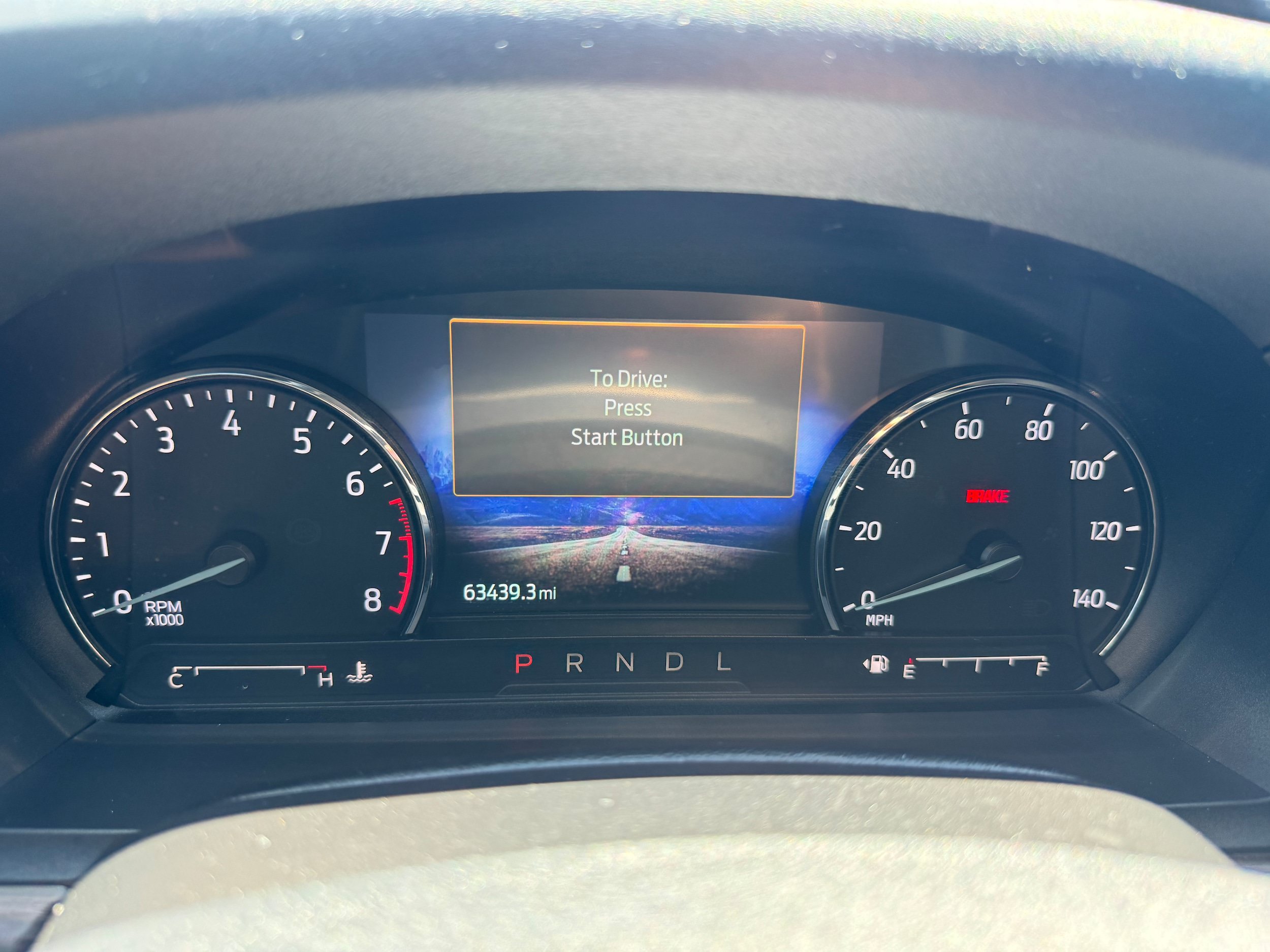 Used 2024 Ford Explorer Limited w/ Limited Technology Package AWD/4WD image 13