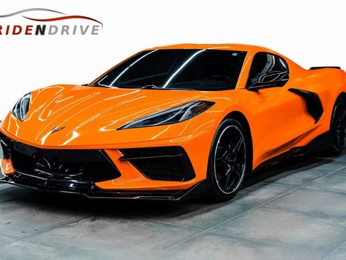 Used 2022 Chevrolet Corvette Stingray Premium Cpe w/ Z51 Performance Package image 1