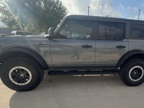 Used 2024 Ford Bronco Big Bend w/ Sasquatch Package AWD/4WD image 5