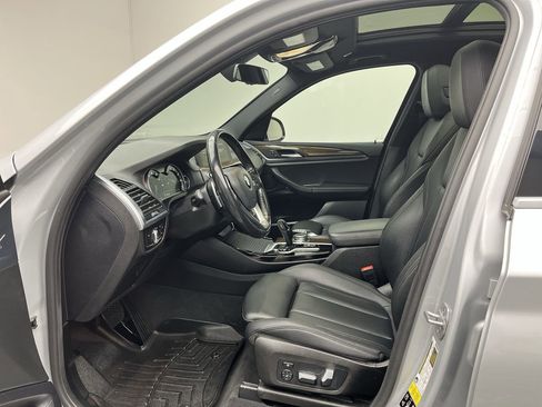 Used 2018 BMW X3 xDrive30i w/ Premium Package image 3