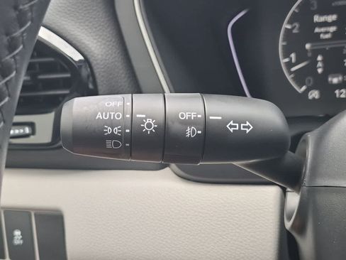 Used 2025 Honda Pilot Touring image 27