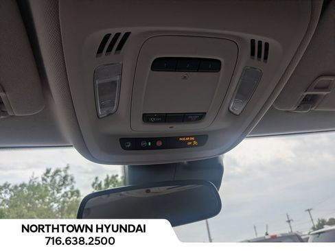 Used 2021 Buick Envision Avenir AWD/4WD image 25