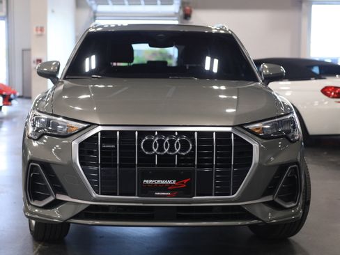 Used 2021 Audi Q3 2.0T Premium w/ Convenience Package AWD/4WD image 2